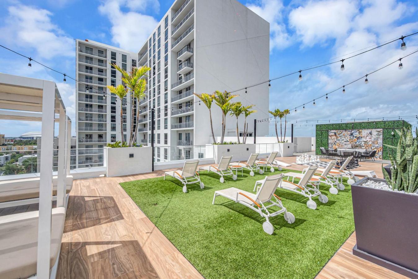 Amazing Unit In Downtown With Free Parking Apartamento